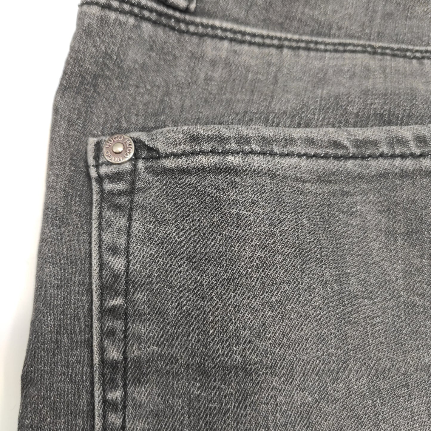 Hugo Boss Slim Fit Jeans in Washed Grey W32 L34 - D&D Moda