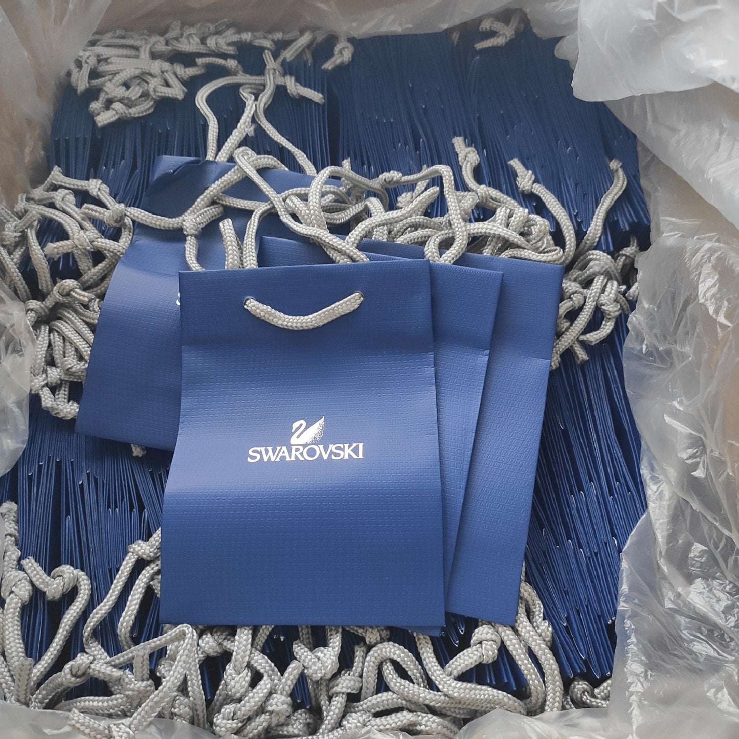 Swarovski wholesale gift boxes and bags - D&D Moda