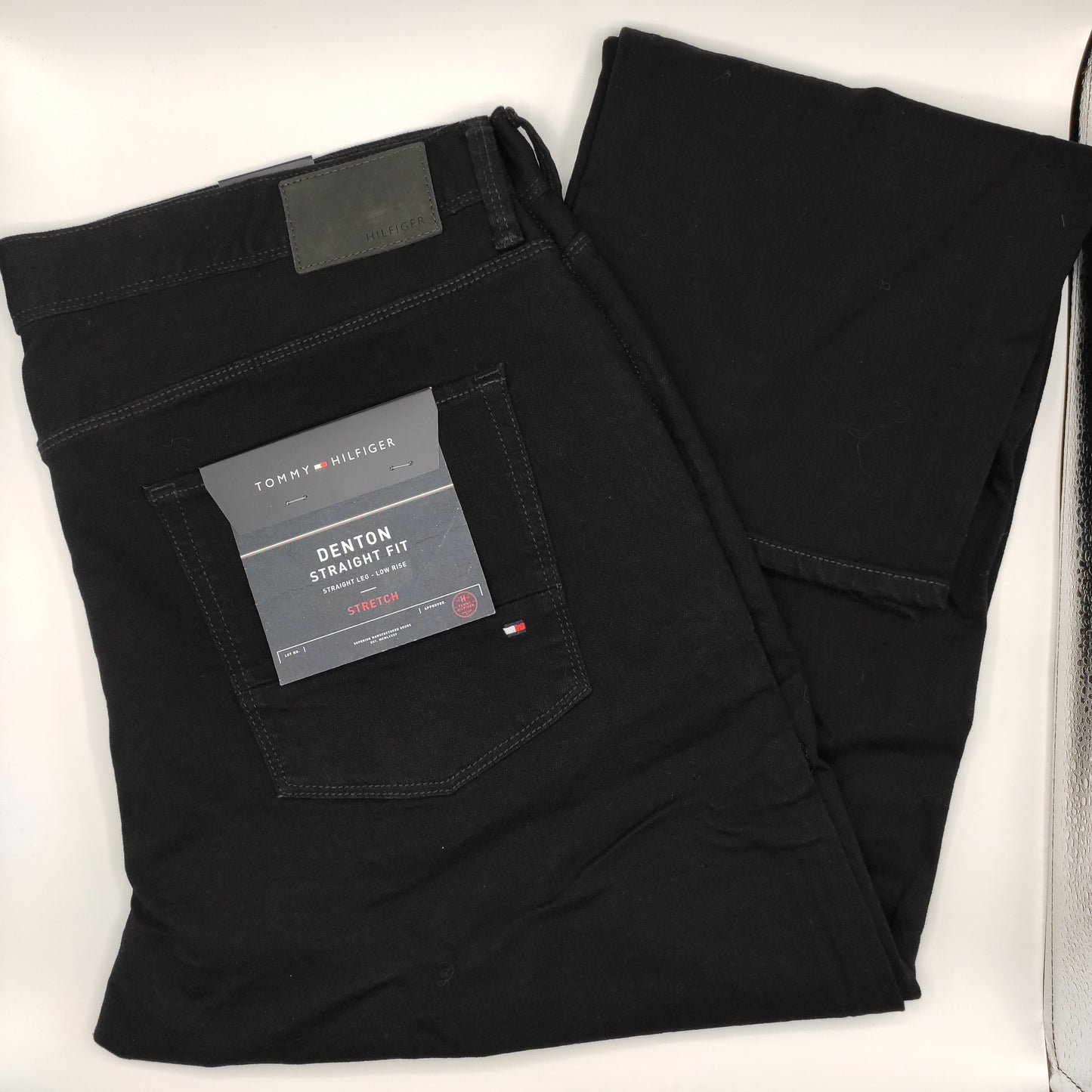 Tommy Hilfiger Corr Denton Straight Fit Black Jeans W38 L32 - D&D Moda