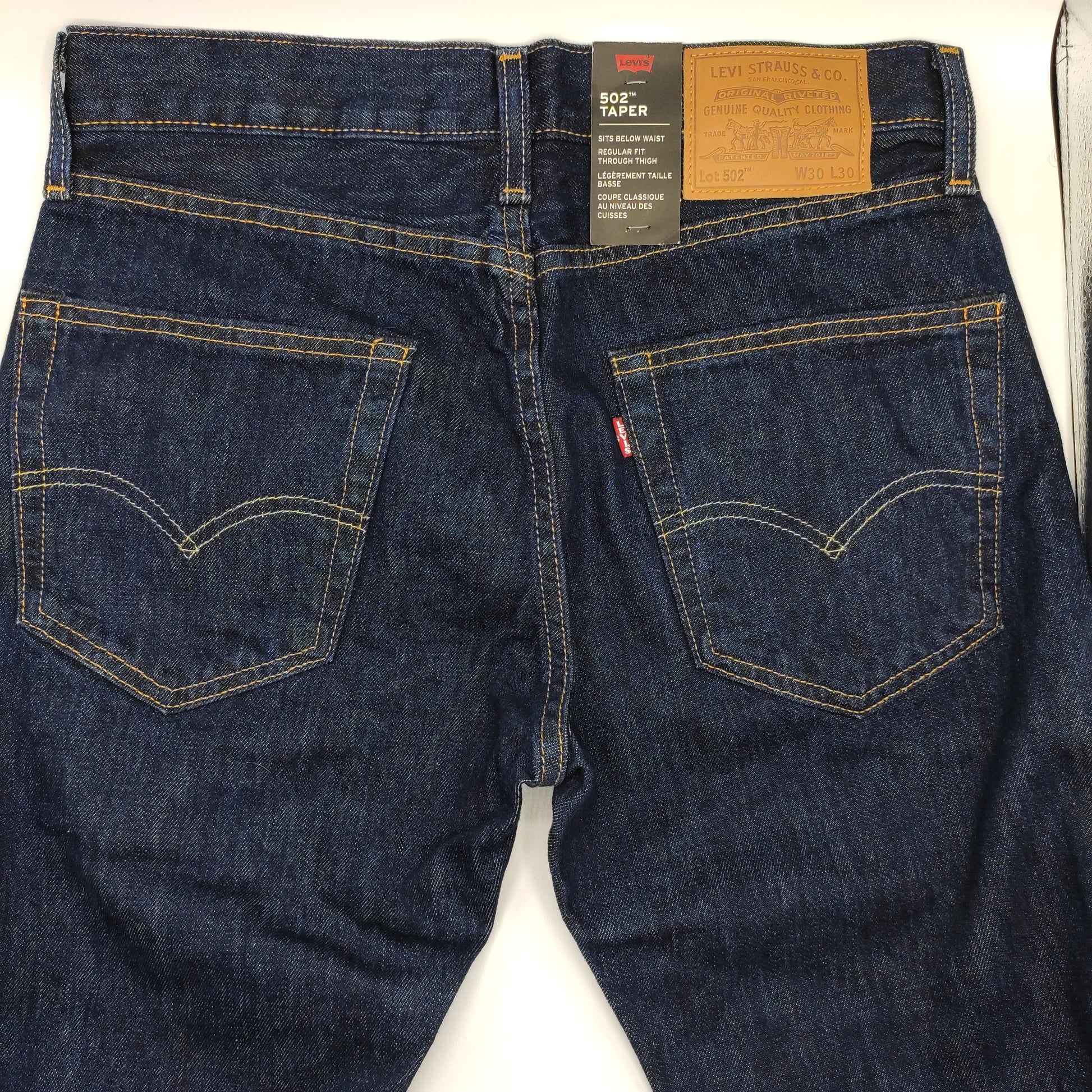 Levi's men's 502 Taper Dark Blue Jeans W30 L30 - D&D Moda