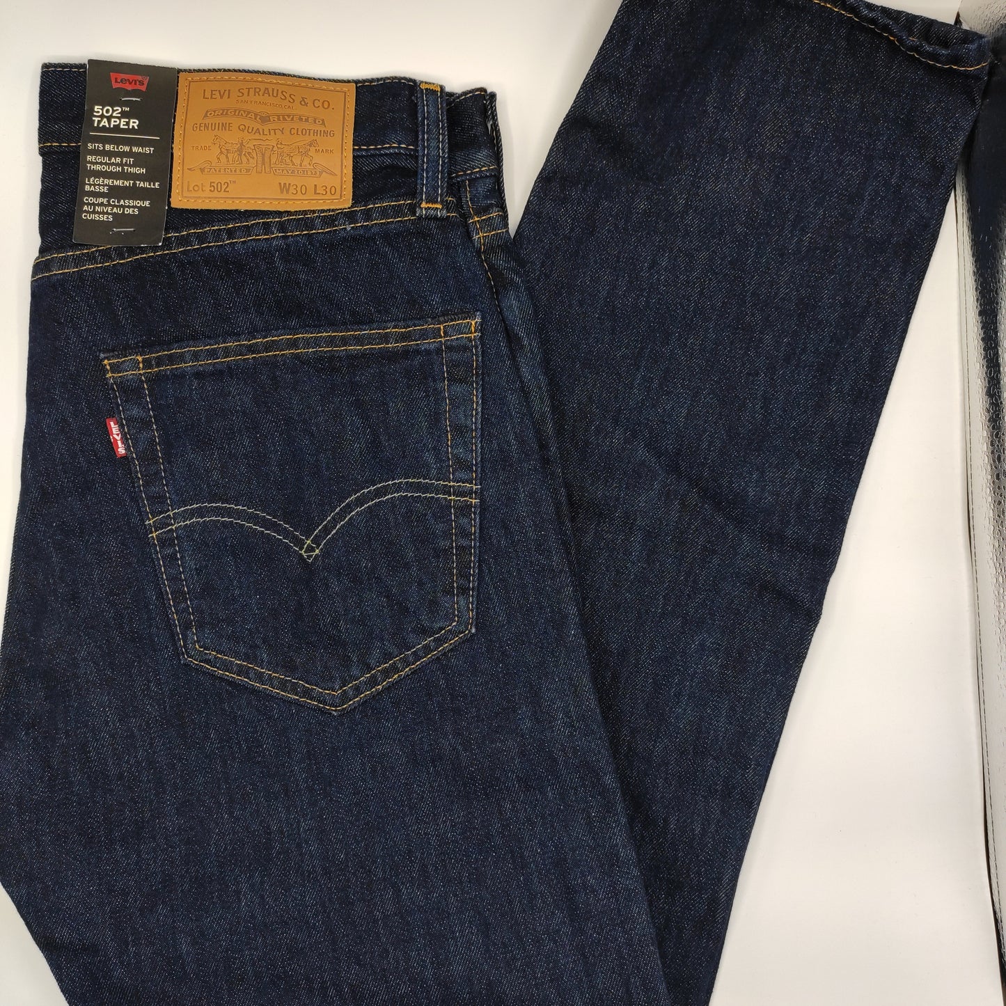 Levi's men's 502 Taper Dark Blue Jeans W30 L30 - D&D Moda