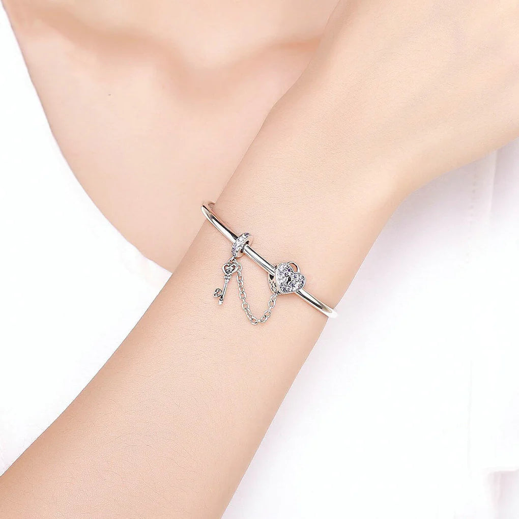 Mia Ishaaq "Key of My Heart" Charm Bracelet - D&D Moda